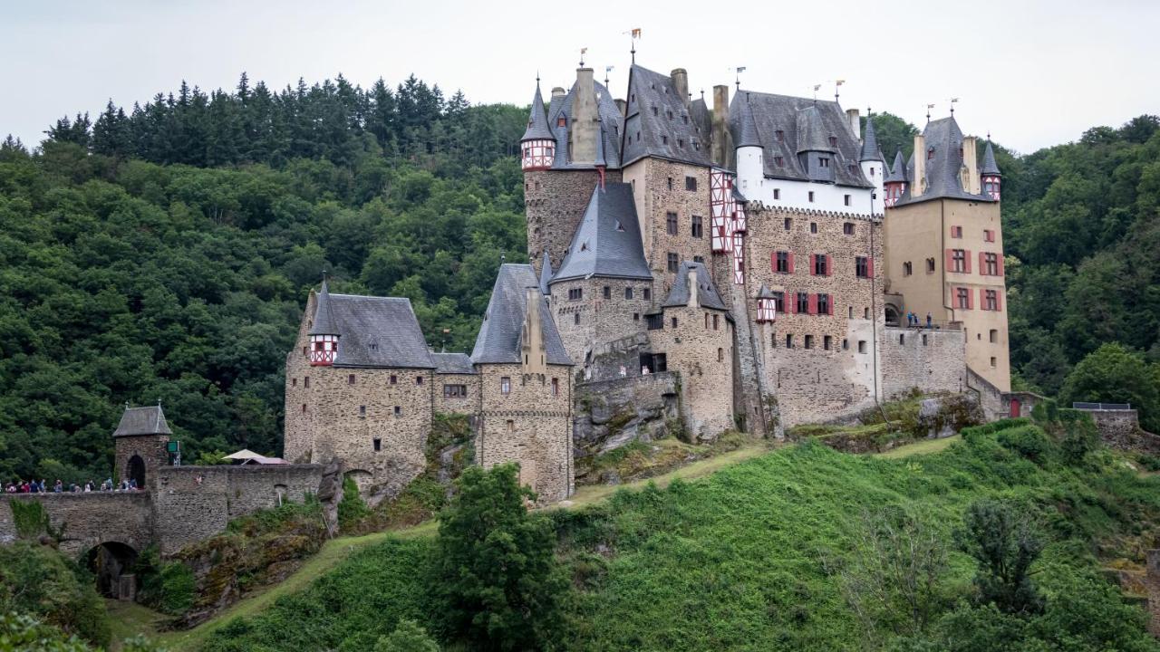 Hinter Burg, Haus Mit Garten Mayen Exteriér fotografie
